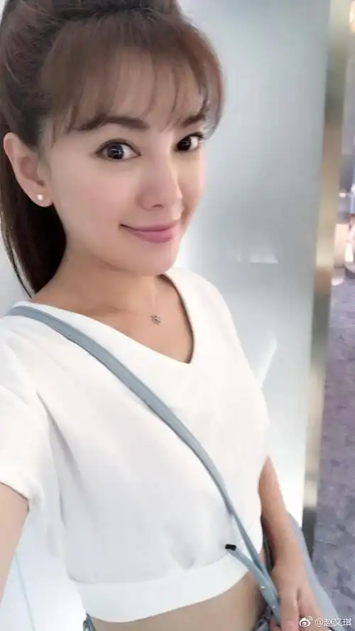 秦羽墨穿露脐装暴瘦成这样爱情公寓5还有没有她