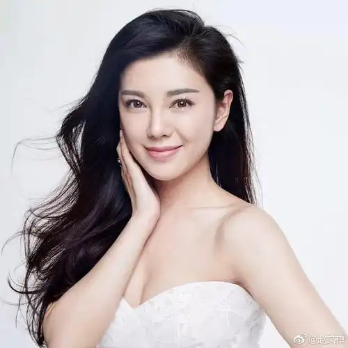 好色赵文琪爱情公寓秦羽墨